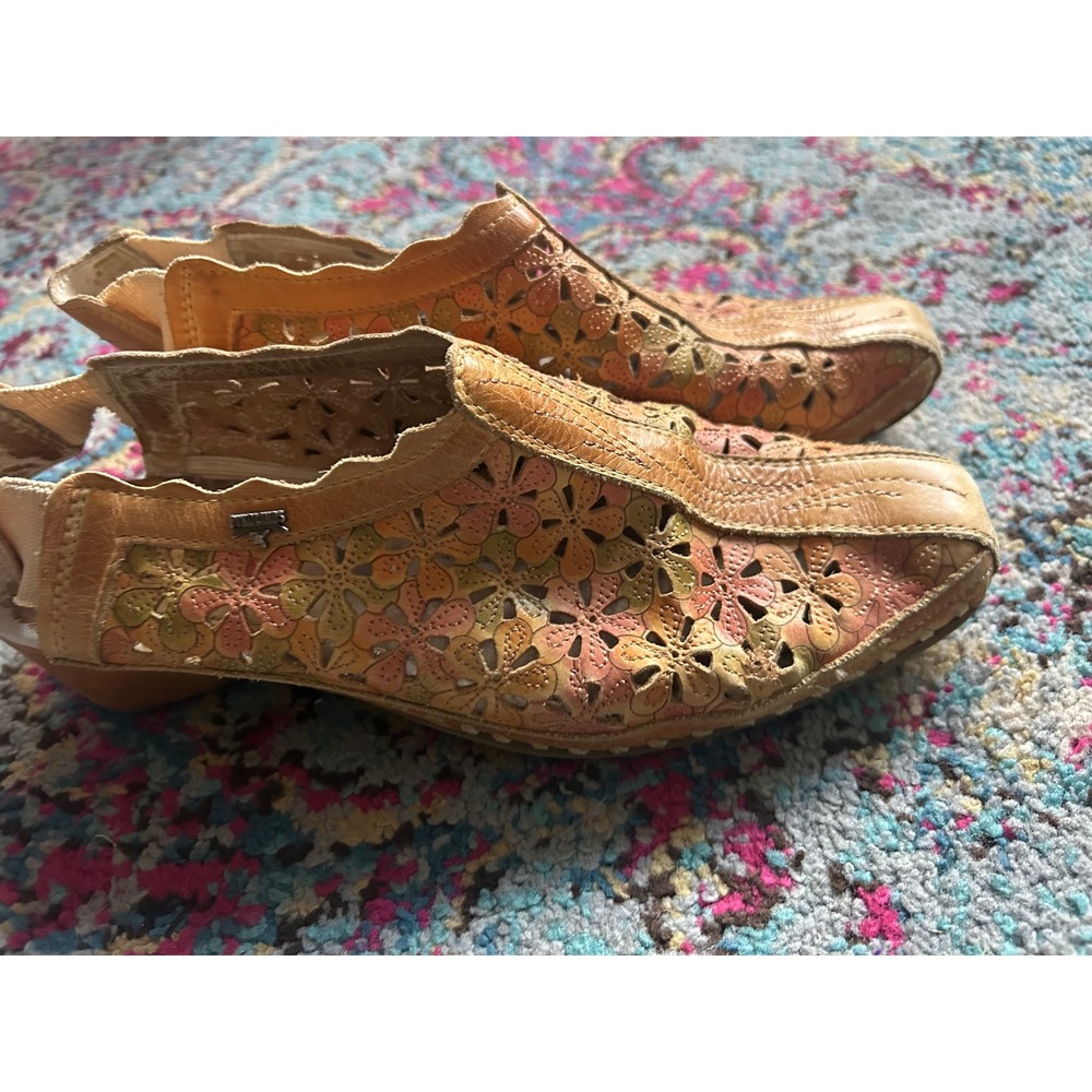 Pikolinos Wedge Sandals Tan Floral Laser‎ Cut Leather Slingback Clogs Bohemian
